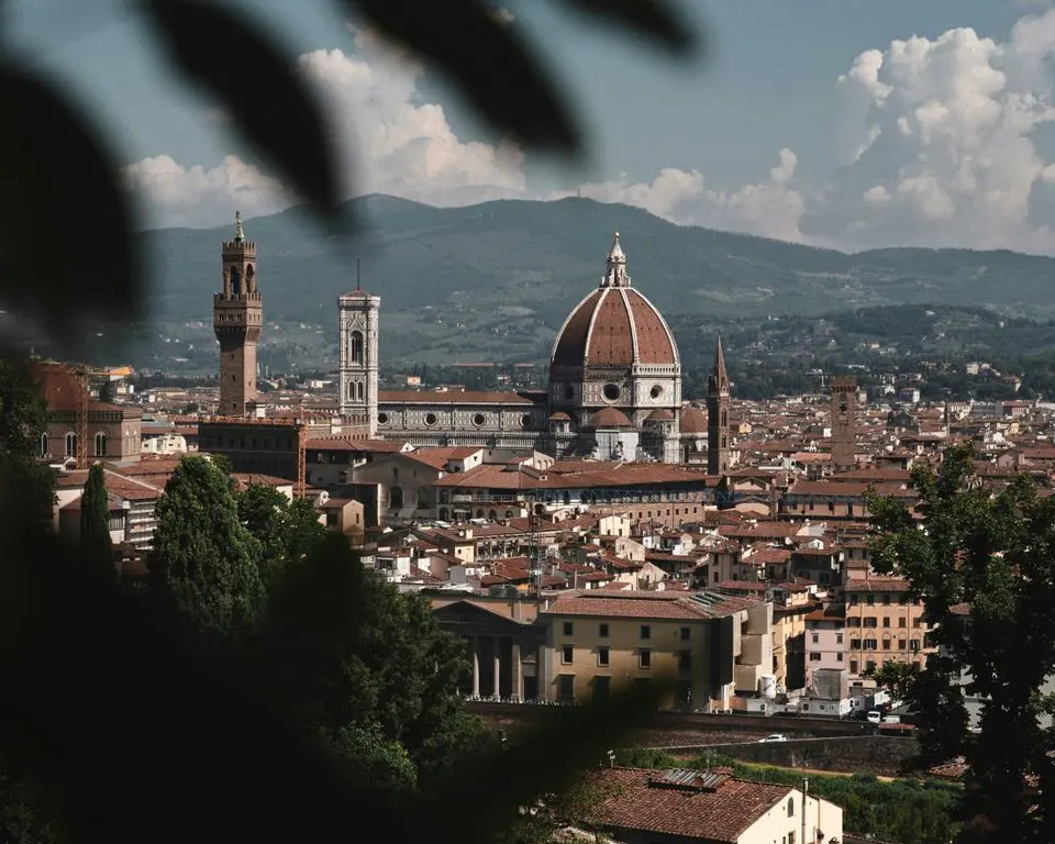 Journey from Rome to Florence with a unique stop in Siena