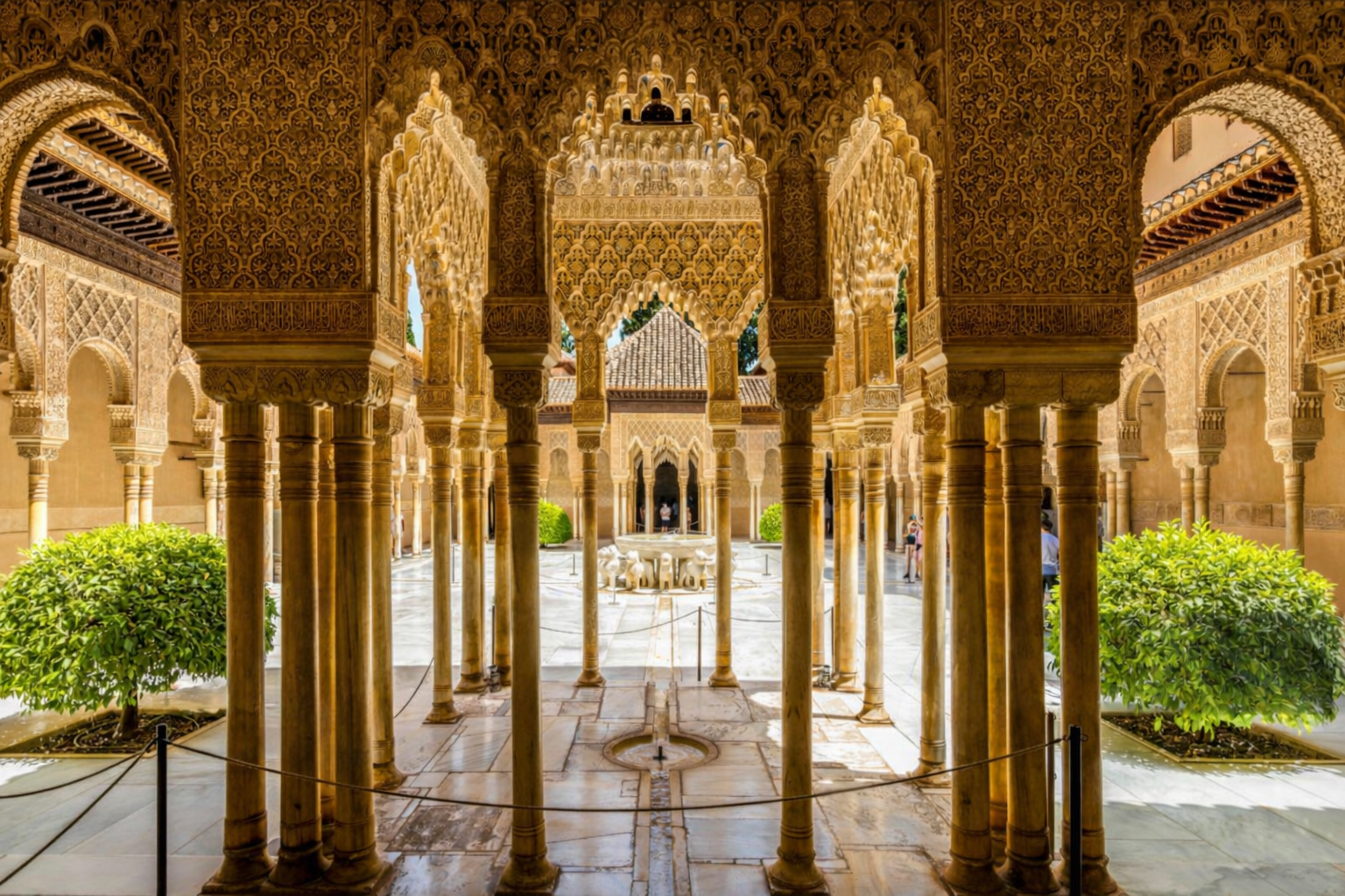 Spain and Portugal : 10 Remarkable Cities